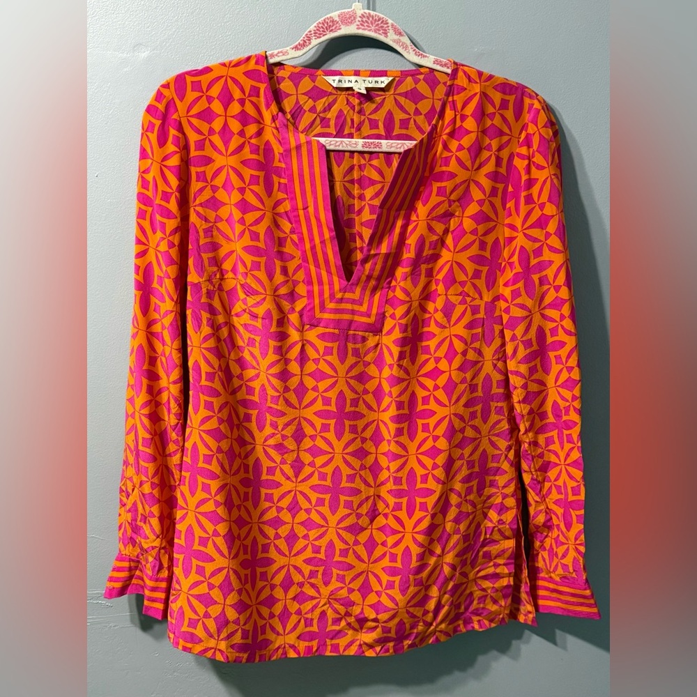 Trina Turk 100% Silk Geometric V-Neck‎ Tunic Blouse Orange Pink Small 135600